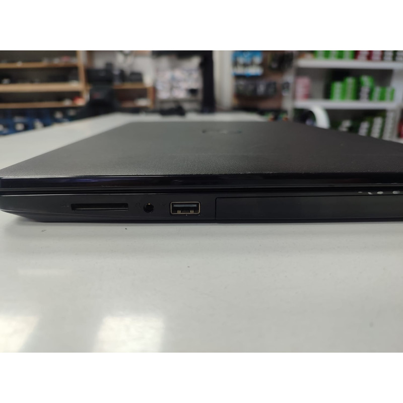 DELL 15 3000 İ5 7200U 8 GB RAM 256 GB SSD 15.6" FHD NOTEBOOK